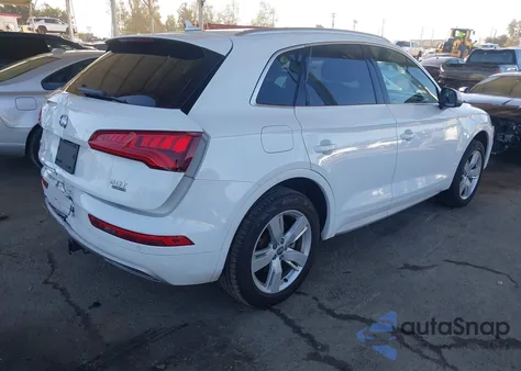 2018 Audi Q5 2.0T Premium/2.0T Tech Premium z USA, uszkodzony, nr VIN WA1BNAFY3J2007604